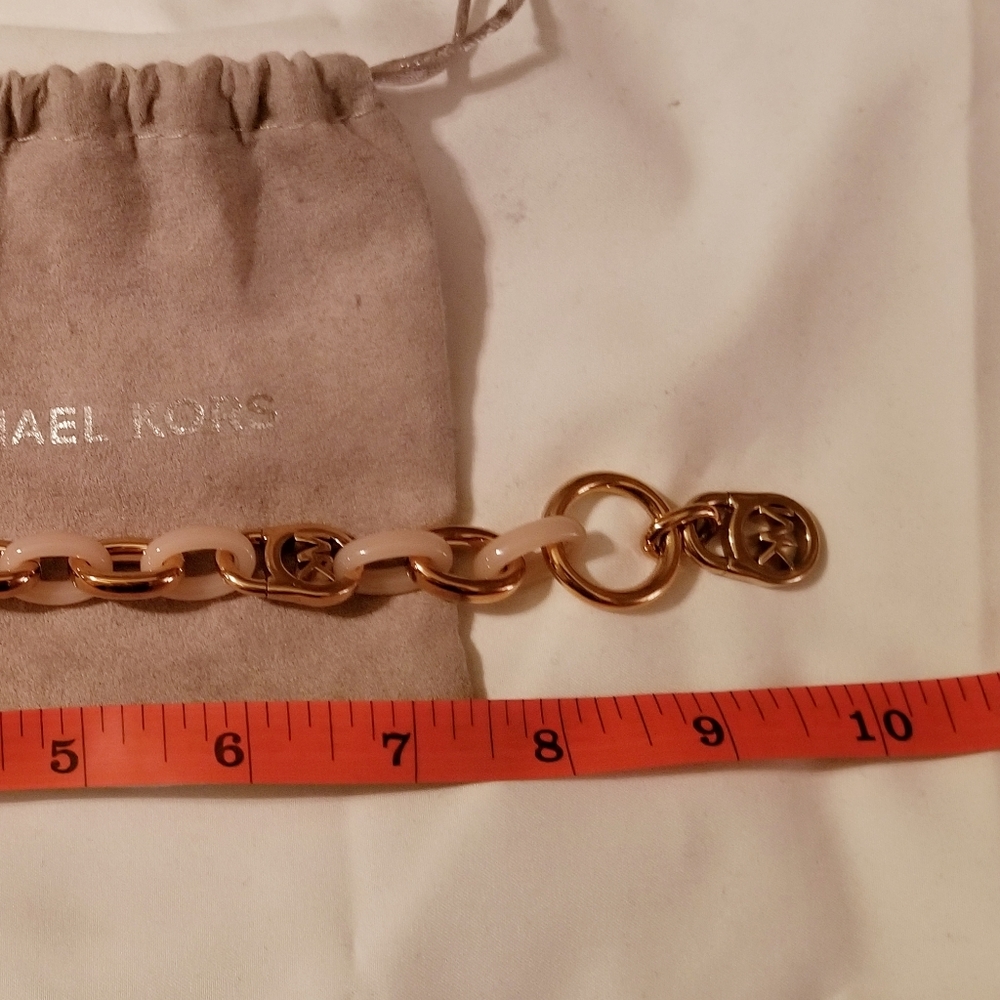 Michael Kors Rose Gold Toggle Style Bracelet - Picture 3 of 4
